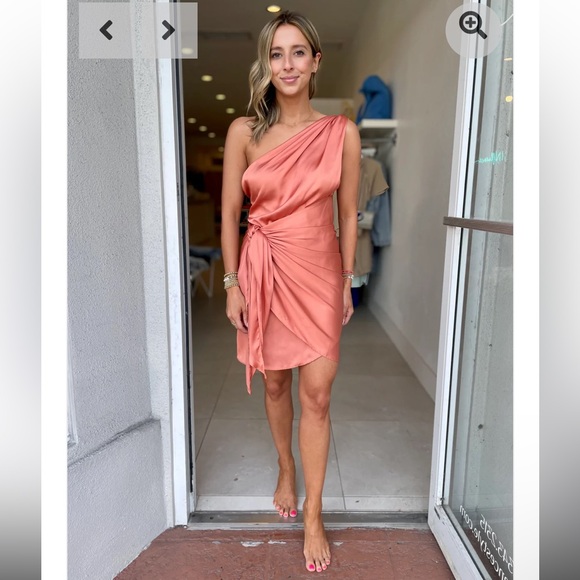 Baobab Marea dress in Peach Blossoms 🍑 X-S and Small - Picture 2 of 8